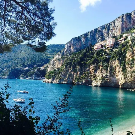 Luxurious Sea View