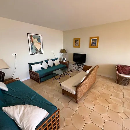 Lägenhet Luxurious Sea View