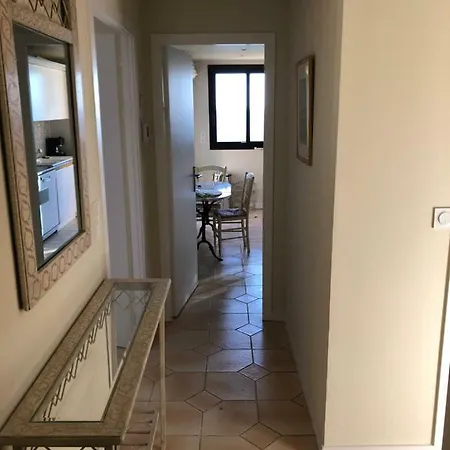 Lägenhet Luxurious Sea View