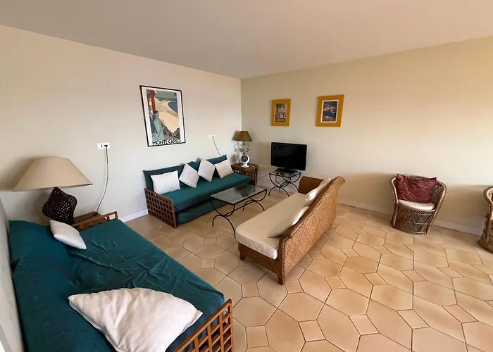 Apartment Luxurious Sea View