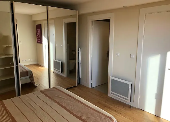 Luxurious Sea View Apartment