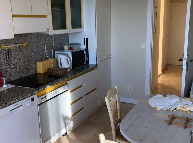 Luxurious Sea View アパート *