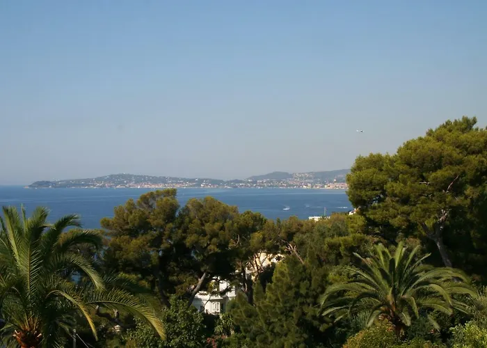 Luxurious Sea View カップダイユ